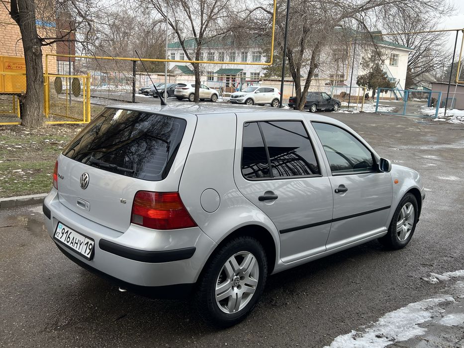 Фольсваген Гольф-4