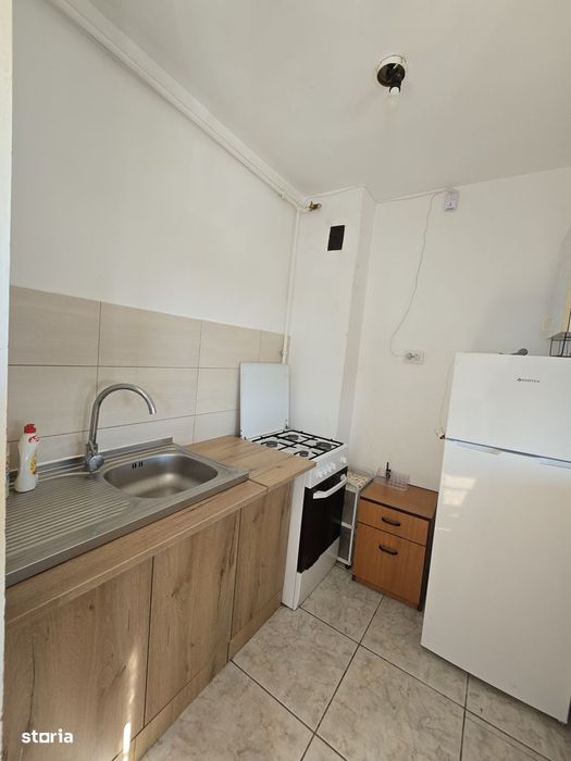 Aradului-principala-o camera decomandat-renovat-Iulius Town
