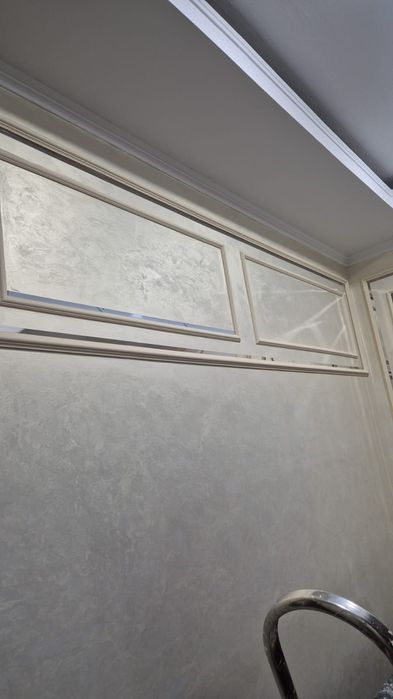 Поклейка обоев левкас под Обой