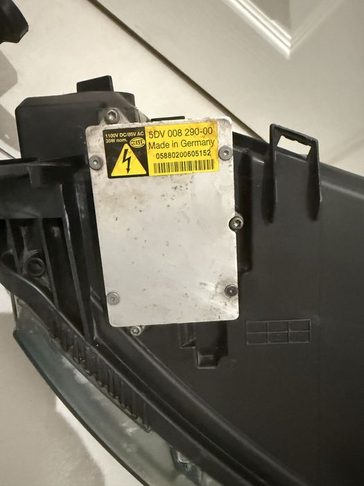 Audi A6 4F фар фарове ксенон ауди а6 4ф