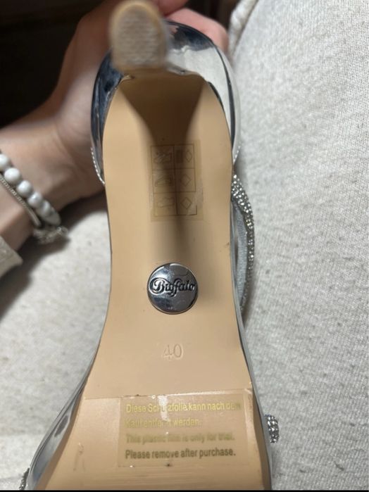 Pantofi cu toc Buffalo