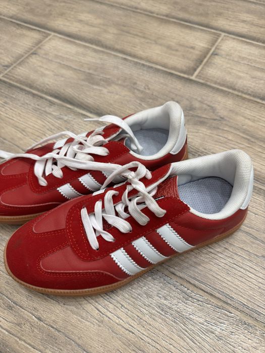 Кроссовки адидас женские