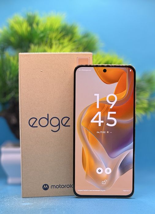 ГАРАНЦИОНЕН!!! Motorola Edge 50 Neo, 256GB, 8GB RAM, 5G, Pantone