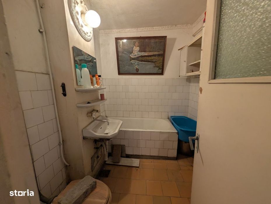 Decomandat, 3 camere - spatios