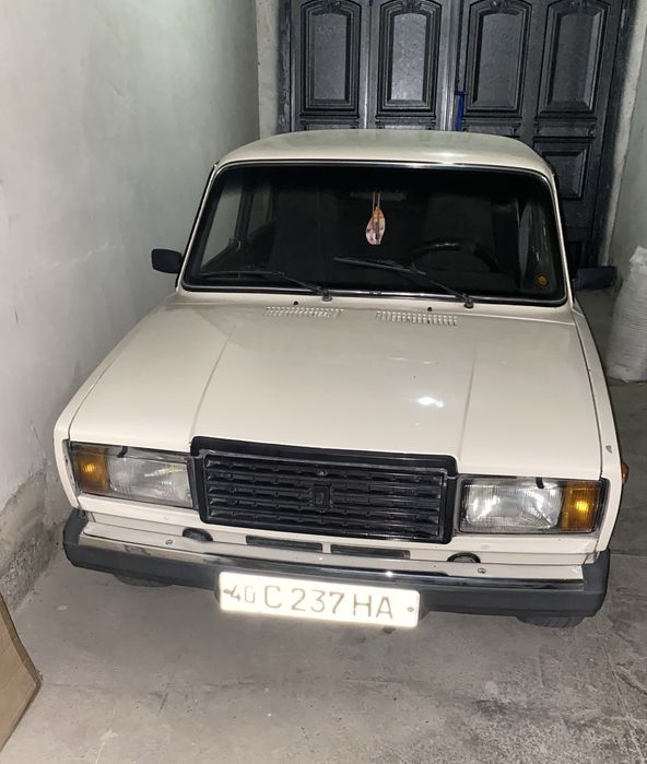 ваз 2107 сотилади
