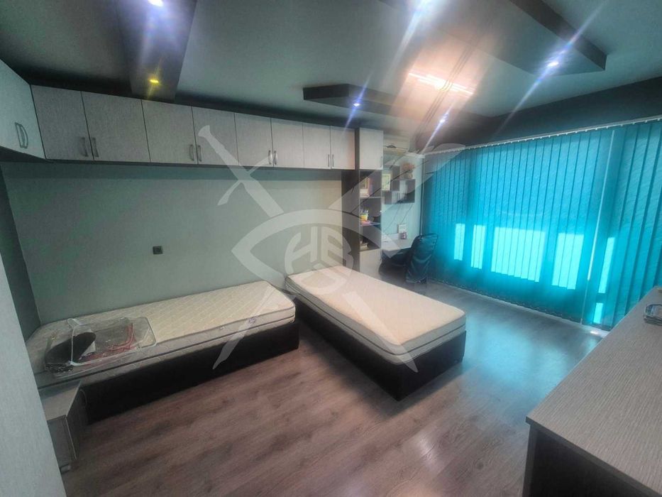 Продава се Тристаен апартамент в Бургас, Меден рудник - зона А - 61 кв.м за 2050 €/кв.м - Снимка #1