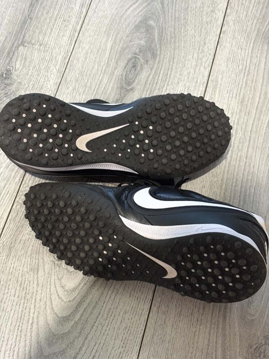 Ghete Fotbal Pentru Barbati, Premier IV TF