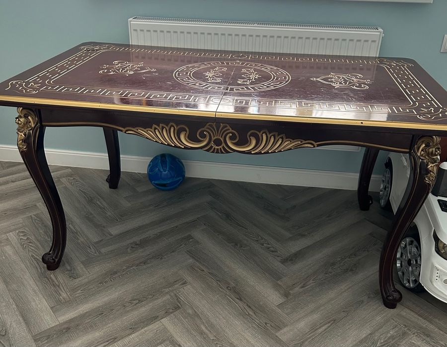 Продам Стол обеденный