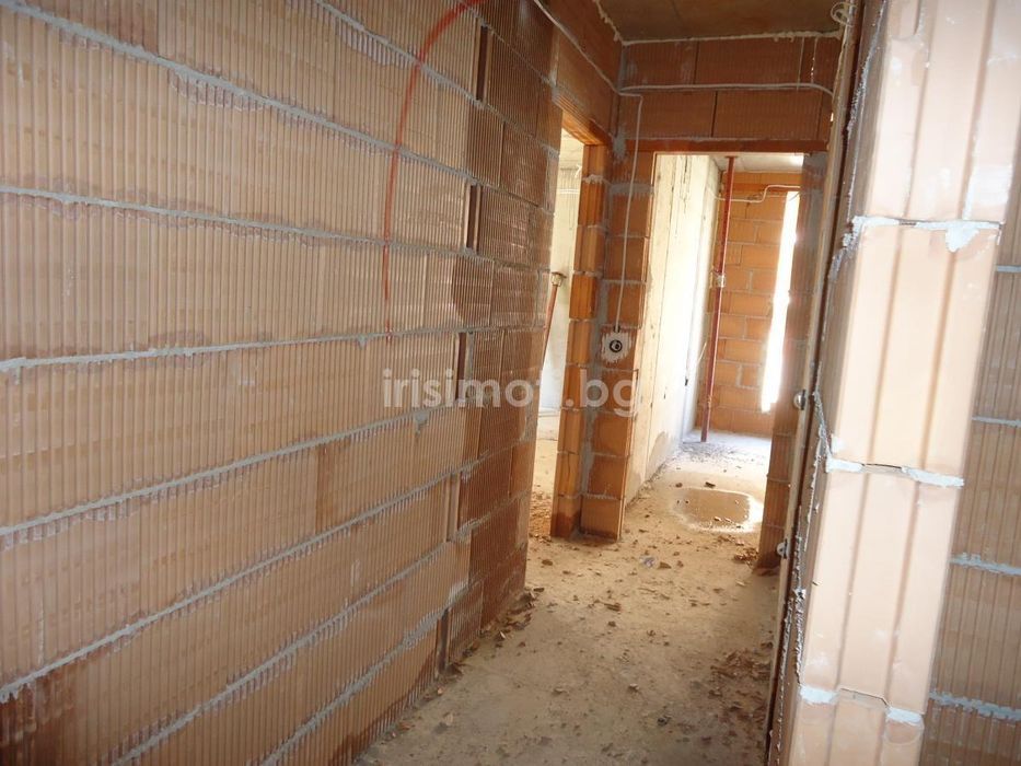 Продава се Тристаен апартамент в София, Малинова долина - 90 кв.м за 2200 €/кв.м - Снимка #8