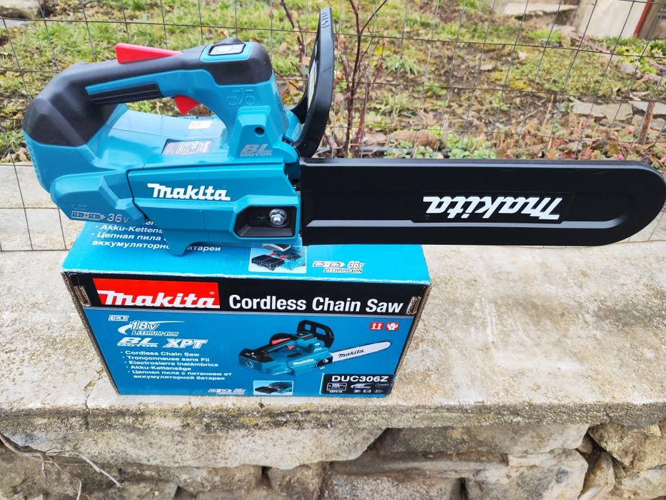 Акумулаторен верижен трион Makita DUC306Z