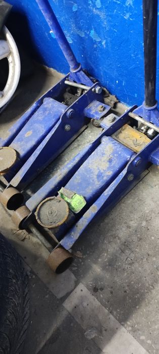 Домкраты б/у рабочие