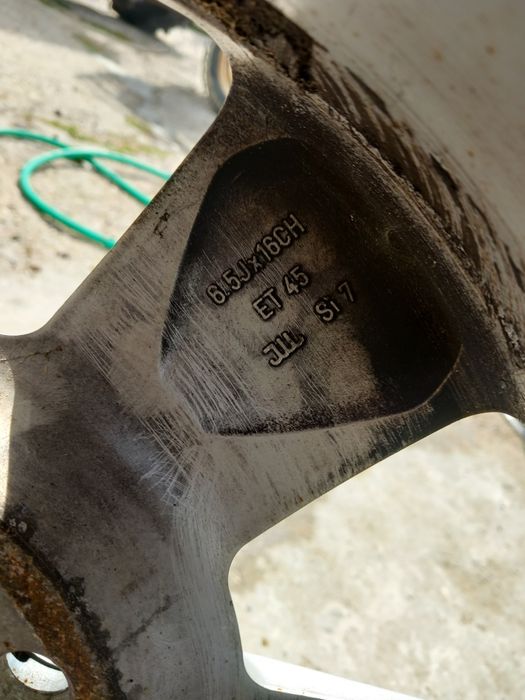 Оригинални джанти  за Тойота