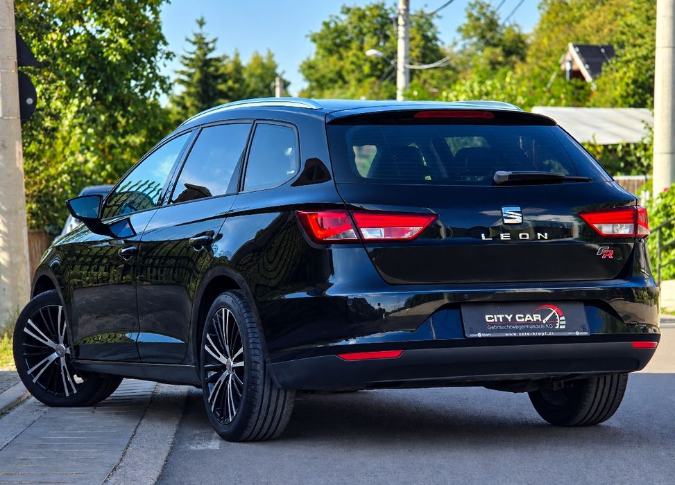 SEAT Leon 2015 — imagine 2