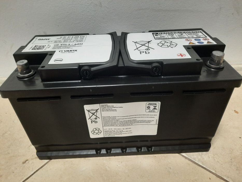 Vand baterie / acumulator auto BMW 90 AH AGM in stare buna de functionare la SUPER PRET!