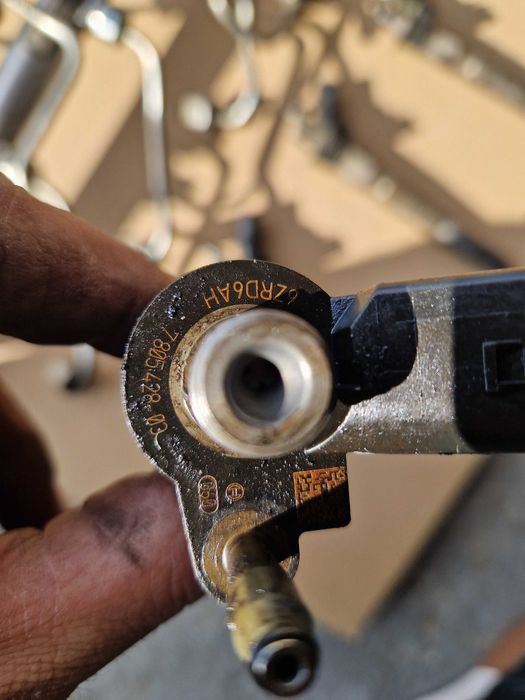 Kit Injectoare + Pompa Inalta BMW X5 X6 e70 e71 Euro5 306 Cp / 245 Cp