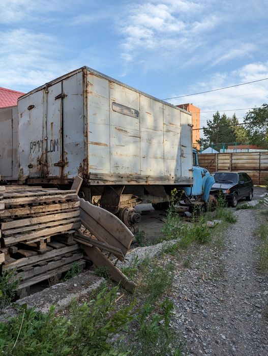 Прродам автолавка будка от Зил 130