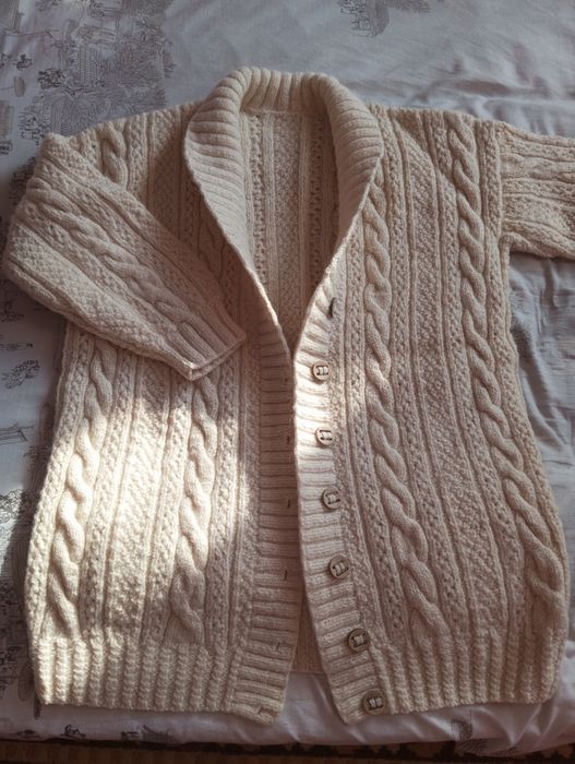 Вязаный женский кардиган
