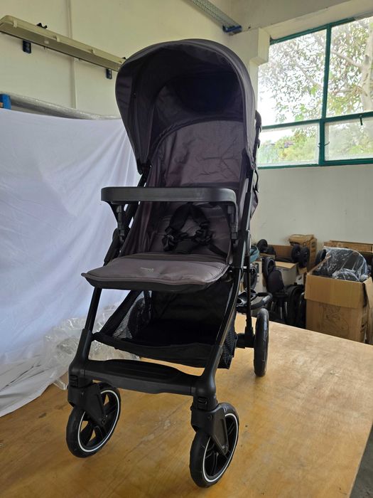 Cărucior sport Hauck Shop N Care gri cu tavă