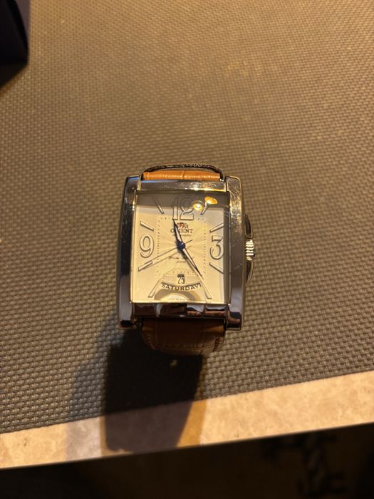 Няколко автоматични часовника