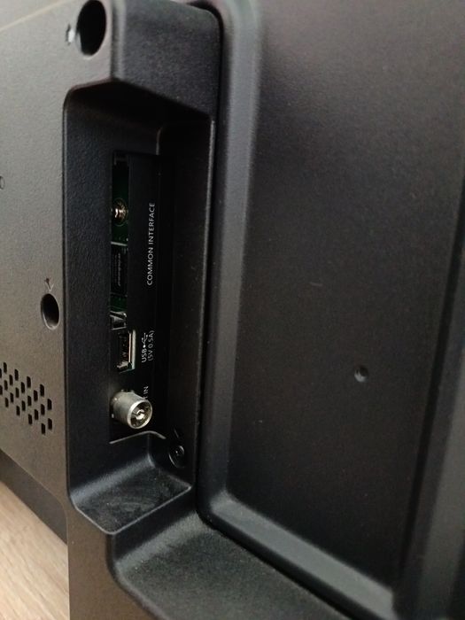 Лед телевизор самсунг 32 инча