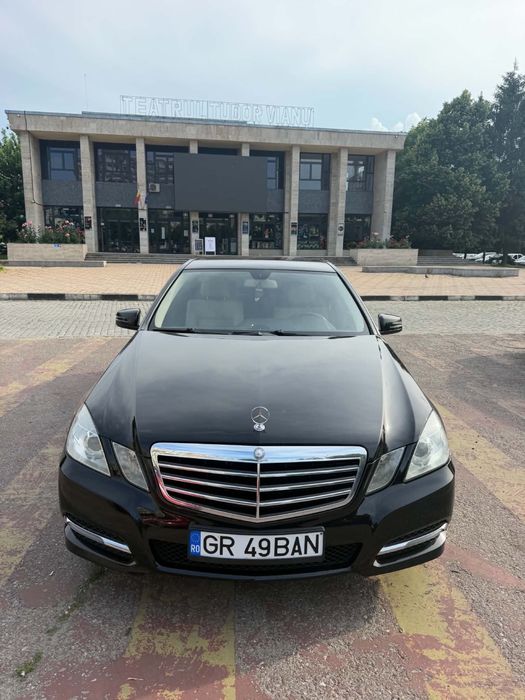 MERCEDES-BENZ E-Class