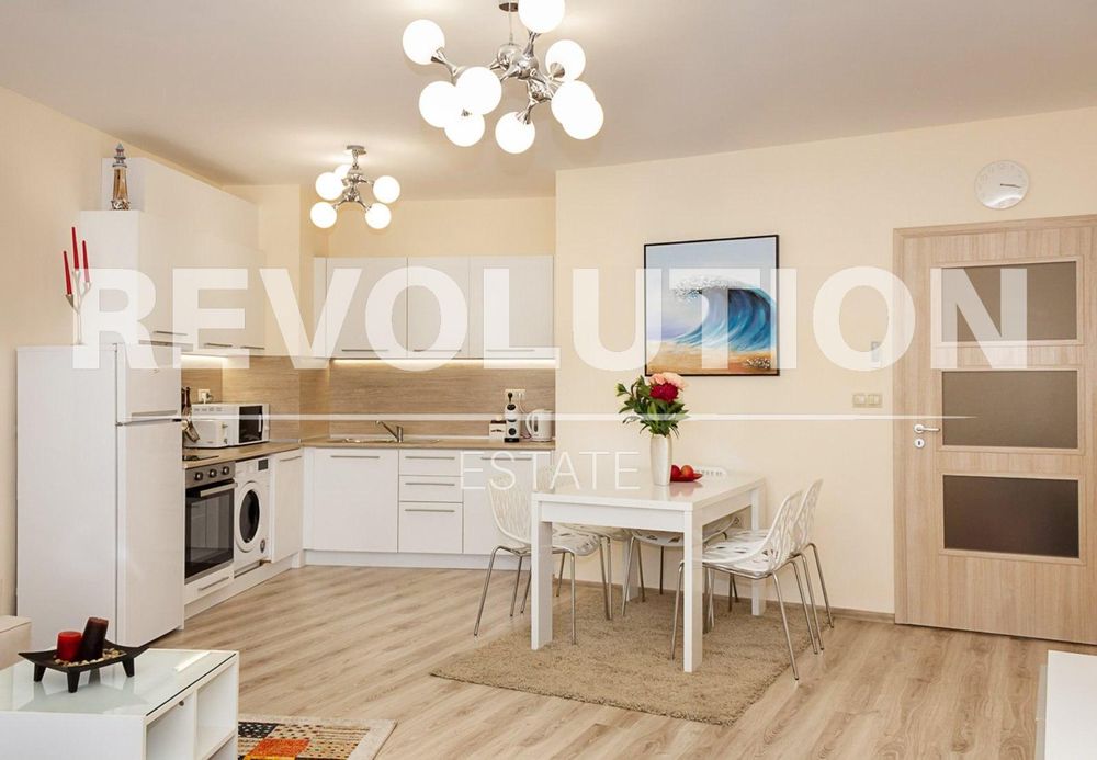 Дава се под наем Тристаен апартамент в Варна, Аспарухово - 100 кв.м за 847.62 € - Снимка #2