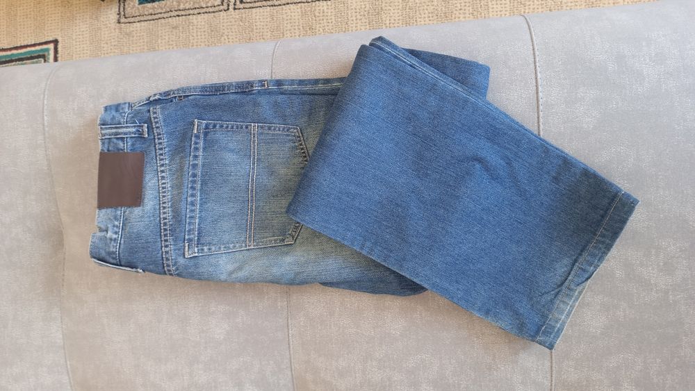 Джинсы продам хорошие