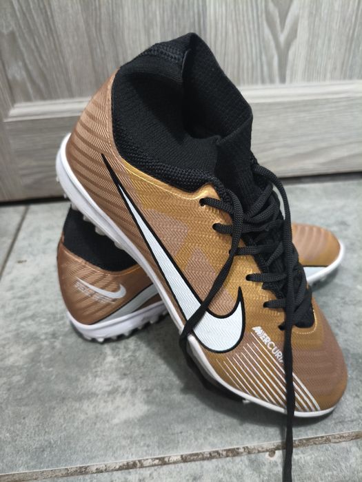 Продам бутцы сороконожки