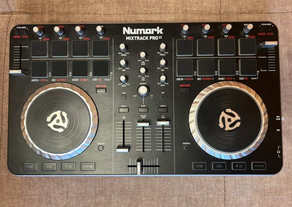Consola DJ Numark Mixtrack Pro 2