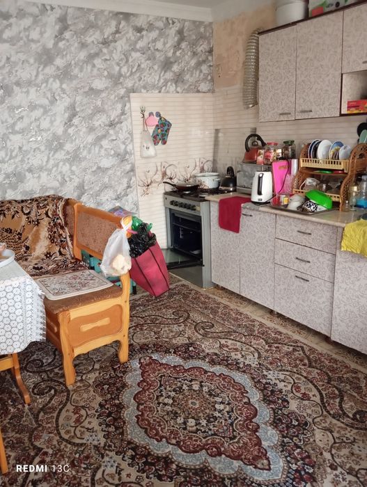 2жилых  дома с удобствами