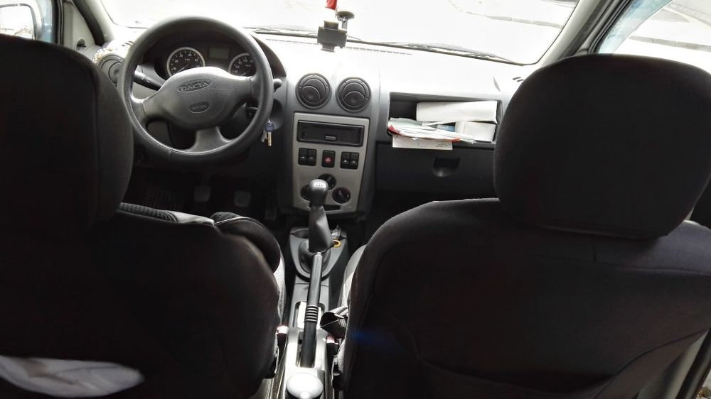 Dacia Logan 2006 GPL