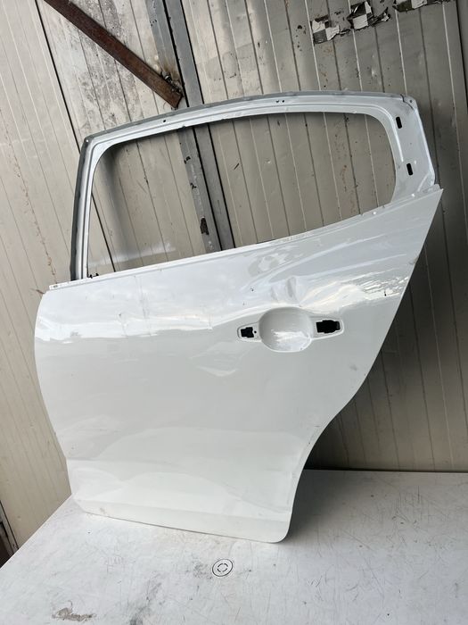 Usa stanga spate dacia logan 3