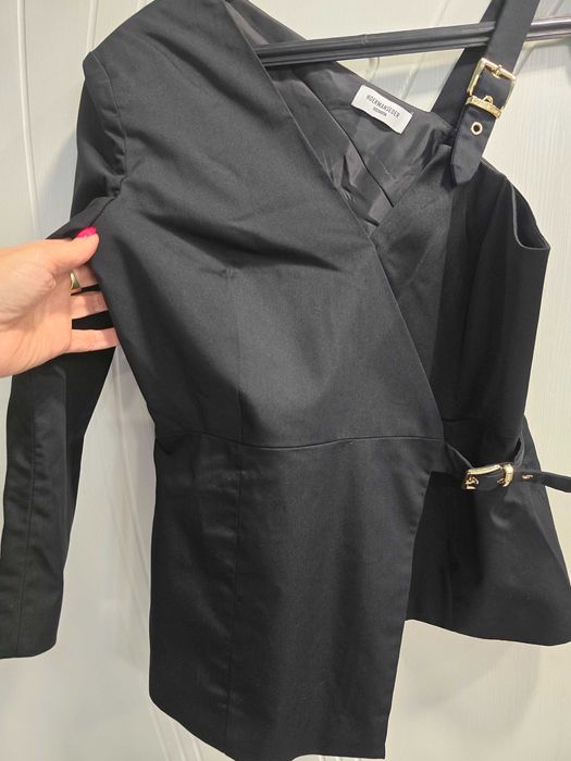 Асиметрична блуза тип сако HOERMANSEDER X ABOUT YOU