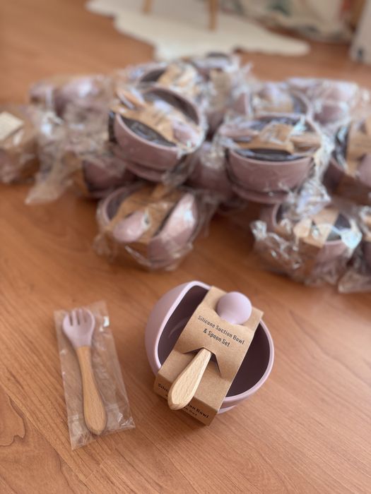 Bol din silicon cu tacamuri din bambus