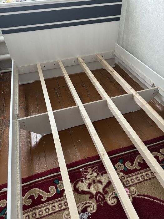 Продам двухспальную кровать