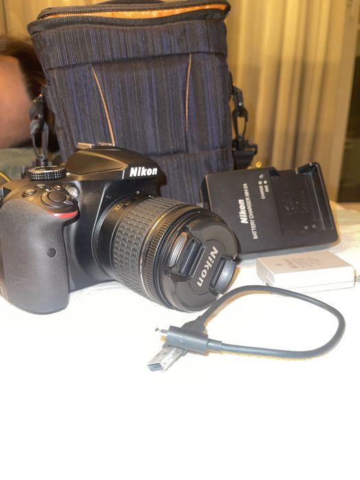 Camera Aparat Foto Video DSLR Nikon D3400 + geanta