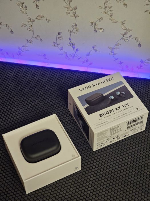 Bang & Olufsen Beoplay EX