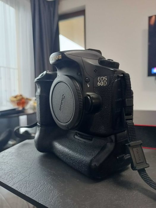 Фотоапарат DSLR Canon 60D