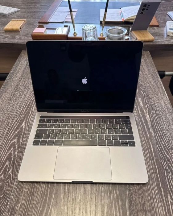 MacBook Pro 2020 16/512