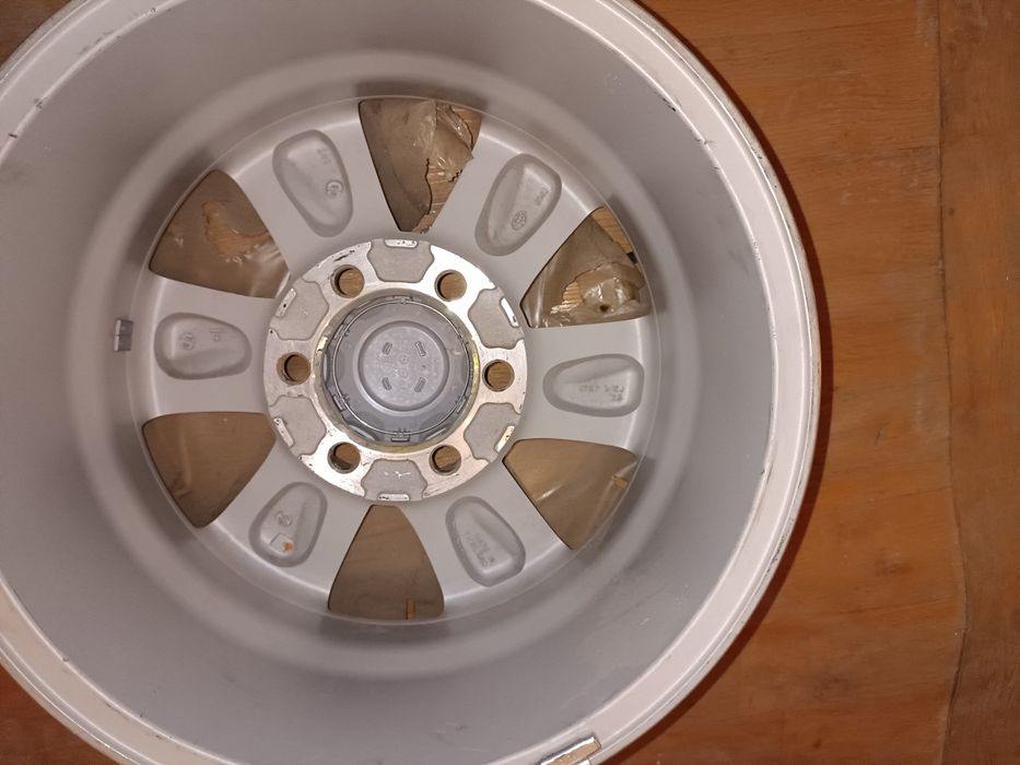 Прадо  17е оригинал новые