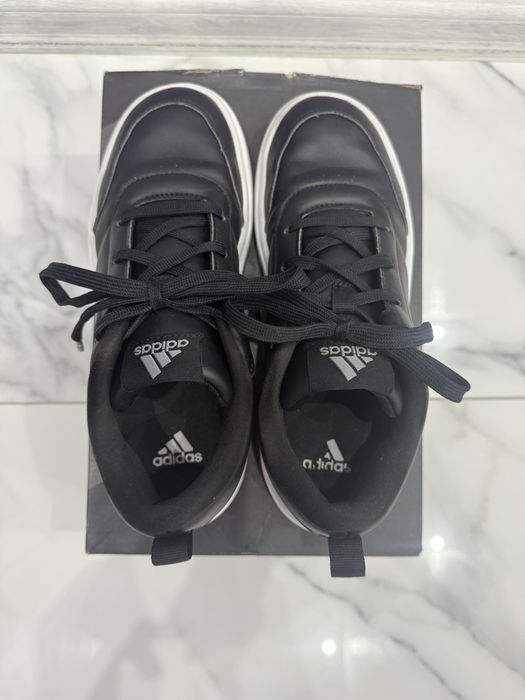 Кожени кецове Adidas