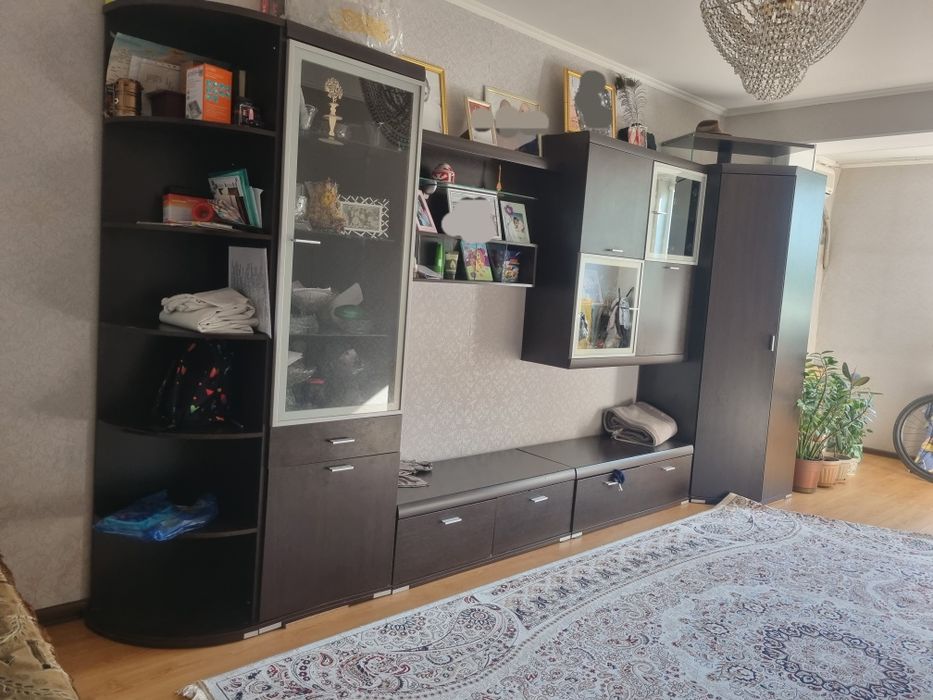 Стенка в гостиную