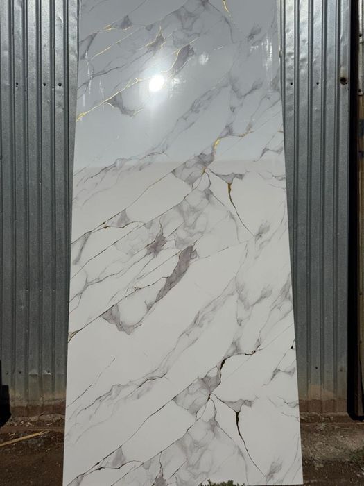 Гипкий мрамор листовой