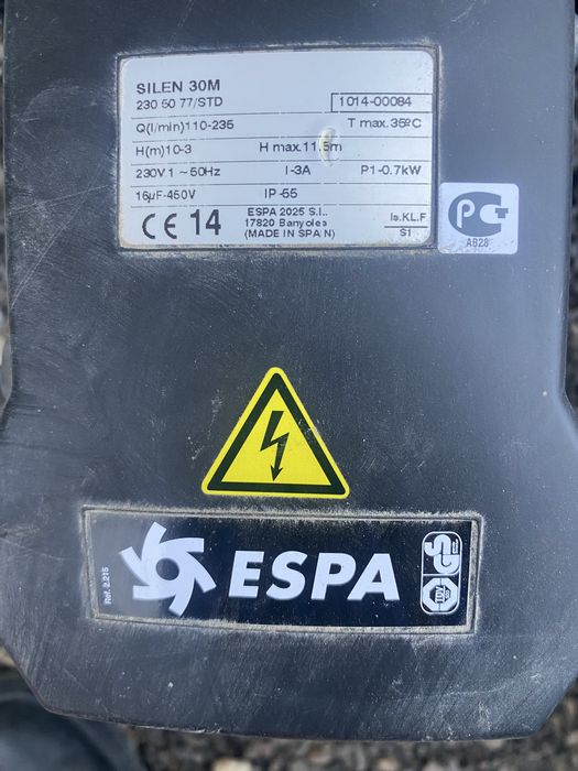 Бассейн заты почти новый