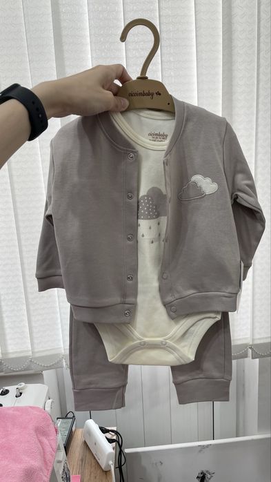 Продам новый детский костюм