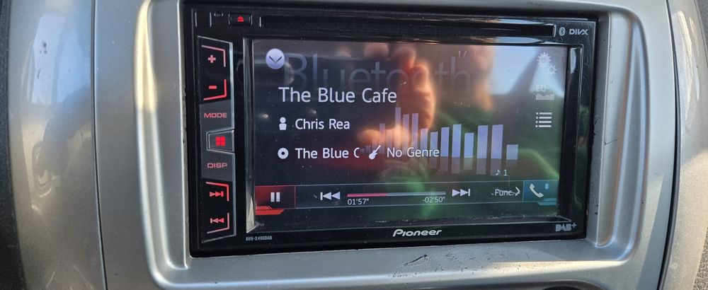 Продавам Pioneer AVH-X490DAB