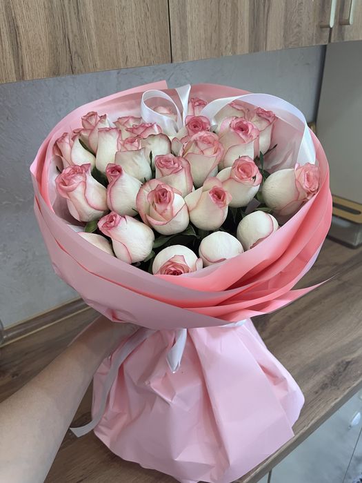 Красивый букет,розы свежие