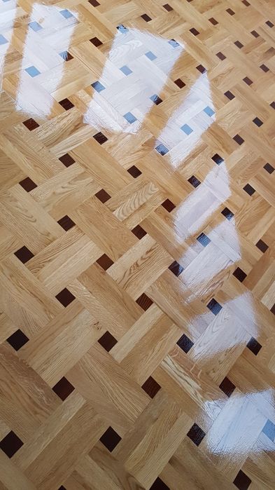 Parchet masiv stejar uscat la comnda