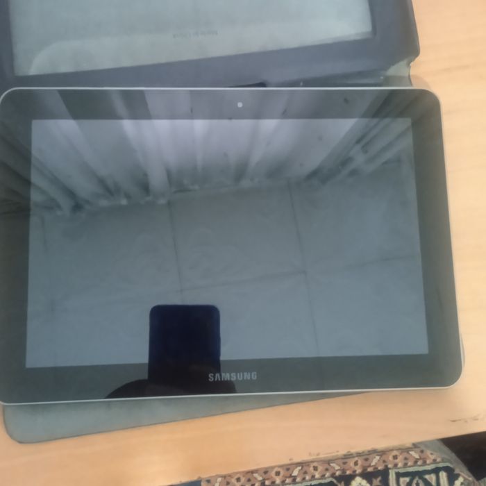 Планшет samsung p7500