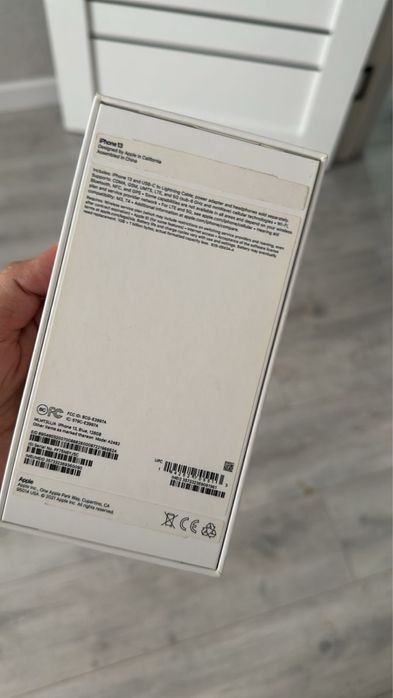 Продам Iphone 13 Blue